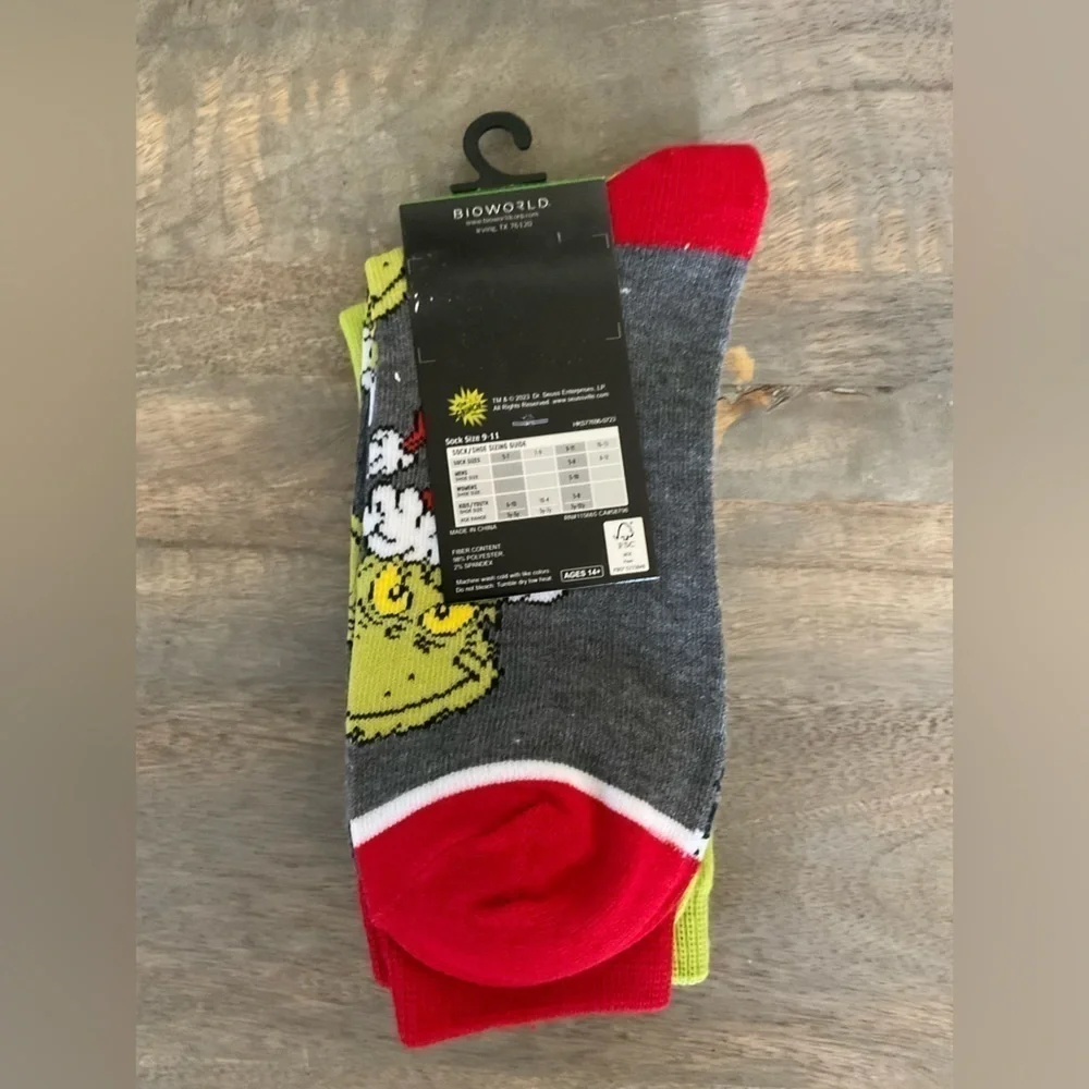 Dr. Seuss the Grinch 2 Pairs Casual Socks - Picture 4 of 6